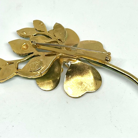 Original by Robert Dogwood Flower Brooch - Picture 2 of 2
